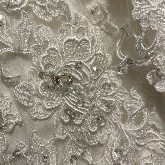 Wedding Dress NWT - Picture 2 of 16